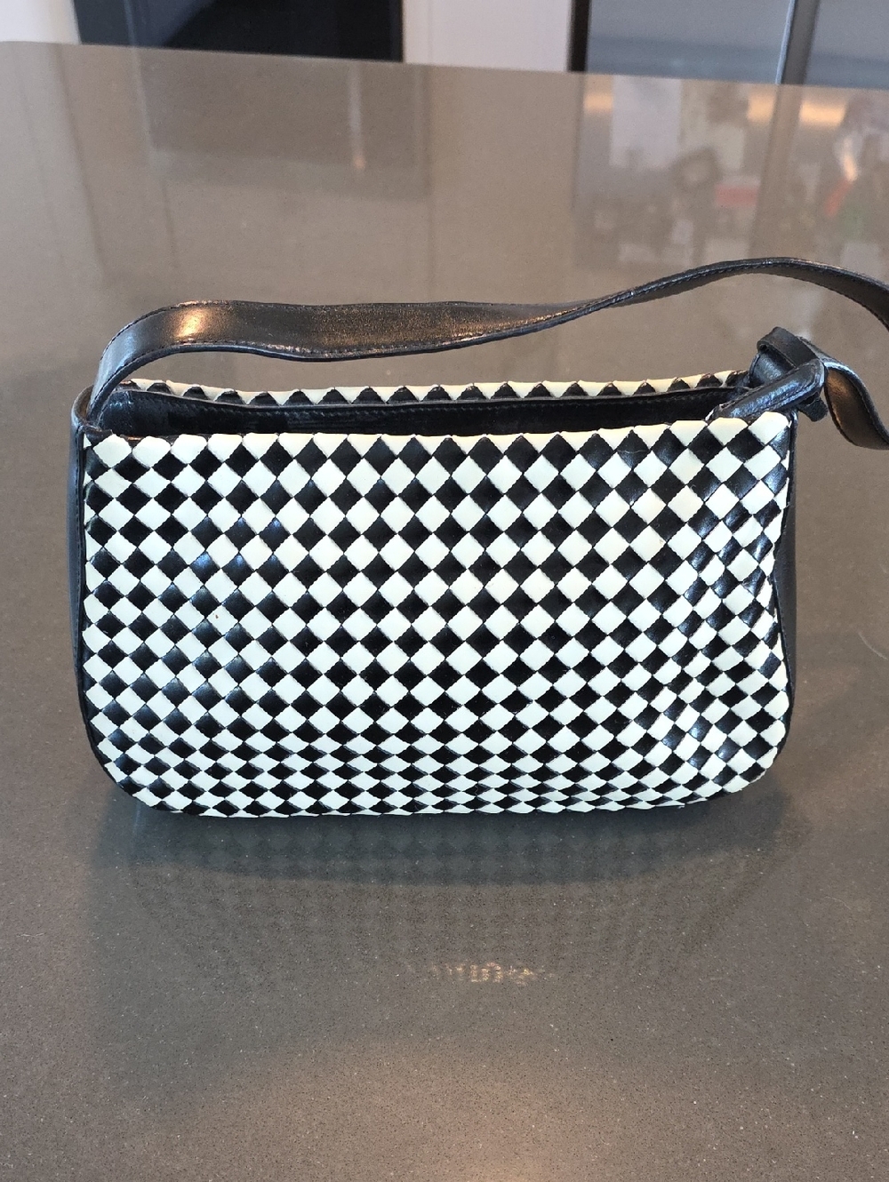 Production Sample Black and White Woven Pattern Shoulder Bag